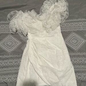 DO+BE Chic White Textured Dress